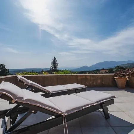 Kalogra - Architect With Breathtaking Views Villa *