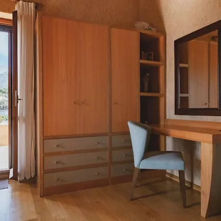 Kalogra - Architect With Breathtaking Views * Chania (Crete)